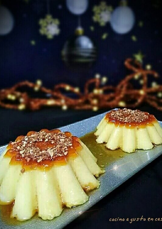 Una foto de Flan de turrón de yema tostada