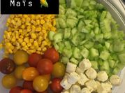 Une photo de salade boursin