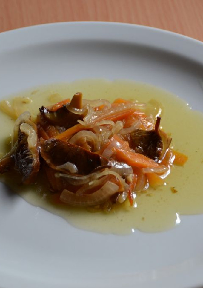 Una foto de Setas en escabeche para chuparse los dedos