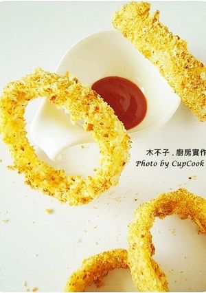 外脆內軟美味點心 __ 免油炸烤箱洋蔥圈"ovenion" 的食譜成品照片