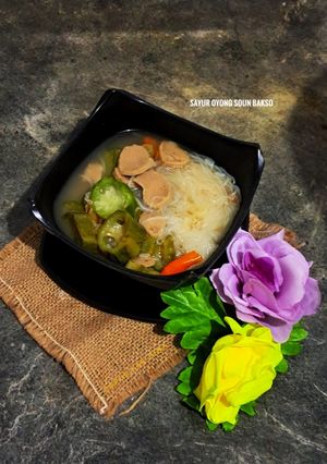 Foto resep Sayur Oyong Soun Bakso (179)