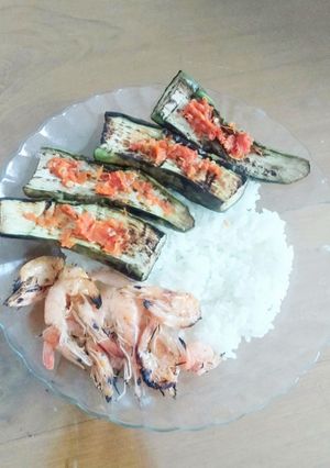 Foto resep Terong & Udang Bakar + Sambal Cabe Rebus Menu Diet Anak Kos