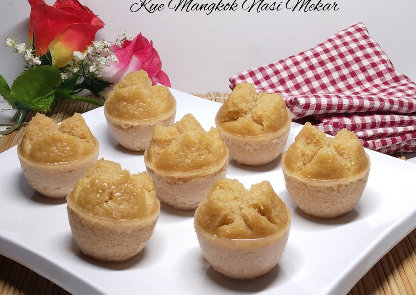 Kue Mangkok Nasi Mekar