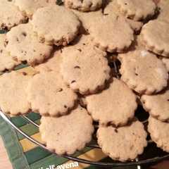 Foto di Biscotti avena banana e gocce di cioccolato