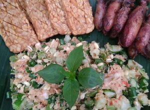 Foto resep Trancam (Urap Sayuran Mentah)