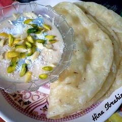 A picture of Kheer Puri.