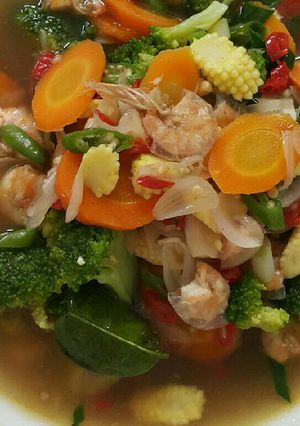 Foto resep Tumis brokoli wortel