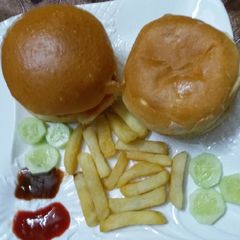 A picture of Aloo burger.