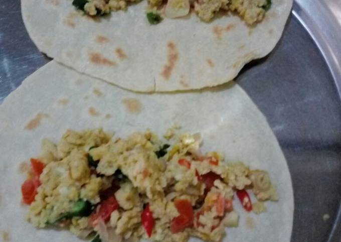 Resep Tortilla isi  orak  arik  telur  oleh Madame Vivi Cookpad