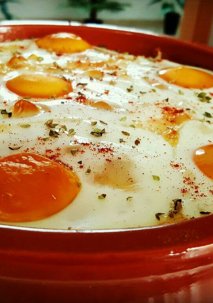 Una foto de Huevos al horno con Soja texturizada