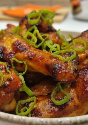 Ragacsos csirkeszárnyak recept fotója