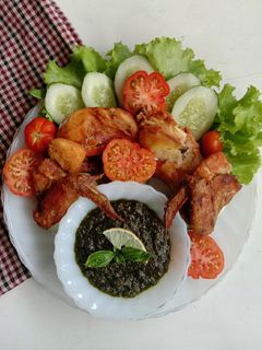Foto resep Ayam Gepuk Sambal Kemangi
