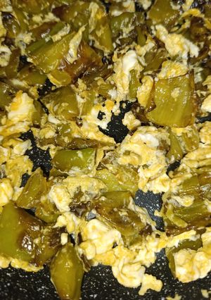 Foto principal de Revuelto de huevo con pimientos verdes