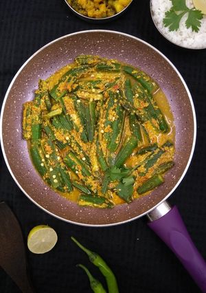 A picture of Okra in Chilli Mustard Gravy.