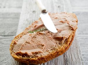 Házi májkrém recept fotója