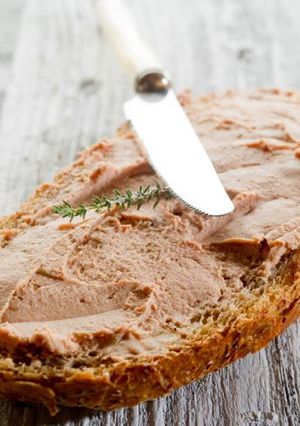 Házi májkrém recept fotója