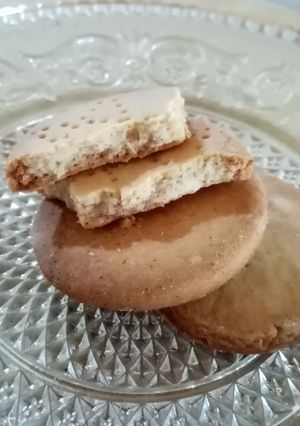 Una foto de Galletas de miel crocantes