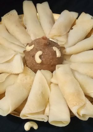 নারকেলের পুর ভরা পাটিসাপ্টা(Patishapta Recipe In Bengali) রেসিপির প্রধান ছবি