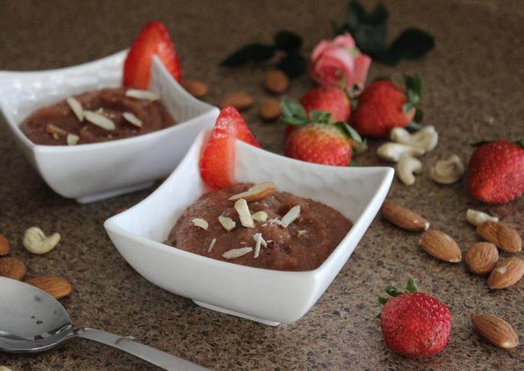 Strawberry and Sooji Halwa