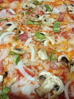 Una foto de Pizza jamón cocido y champiñones en Monsieur Cuisine