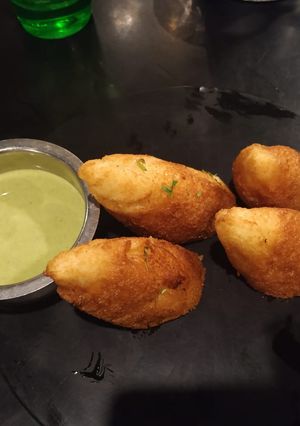 A picture of Dahi kebab.