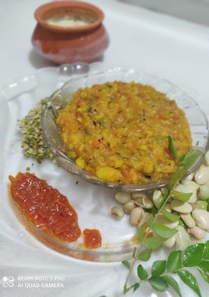 જુવાર ખિચડી(Jowar Khichdi Recipe in Gujarati) રેસીપી મુખ્ય ફોટો