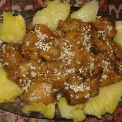 A picture of Pineapple chicken.
