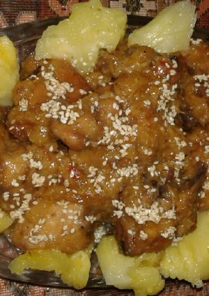 A picture of Pineapple chicken.