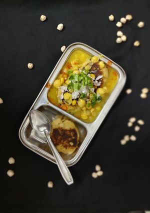છોલે ટિક્કી (Chhole Tikki Recipe In Gujarati) રેસીપી મુખ્ય ફોટો