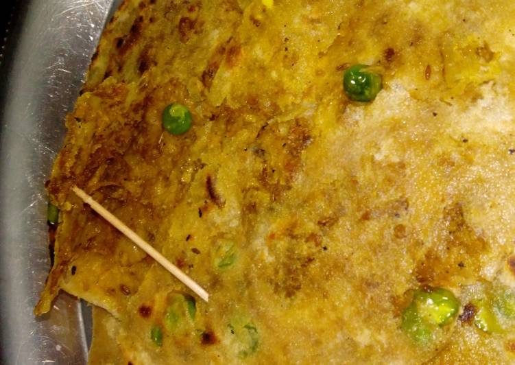 Easiest Way to Prepare Any-night-of-the-week Soya peas paratha
