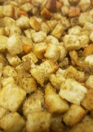 A picture of Ol' Family Recipe - Thanksgiving Stuffing.