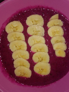 Foto resep Vegan Smoothie Bowl - buah naga dan pisang