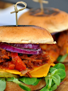 Una foto de Bocadillo de ropavieja