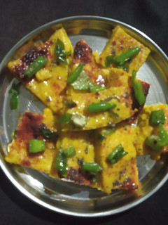 કોર્ન ના ખાટા ઢોકળા (Corn Khatta Dhokla Recipe In Gujarati) રેસીપી મુખ્ય ફોટો