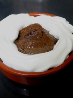 Una foto de Flan de café con higos y boniato