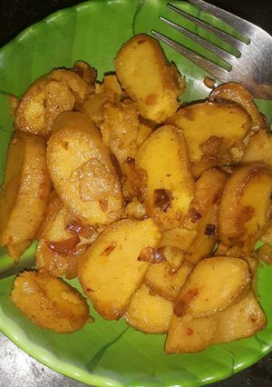 A picture of Chana daal Gujhiya.