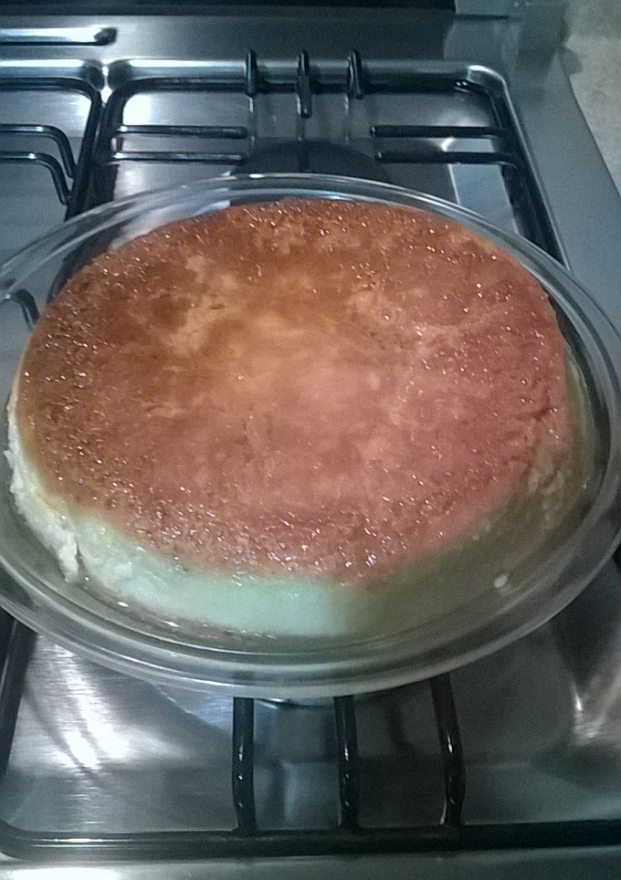 Una foto de Flan 🍮 napolitano