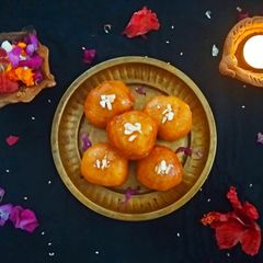 A picture of Badusha/Balushahi.
