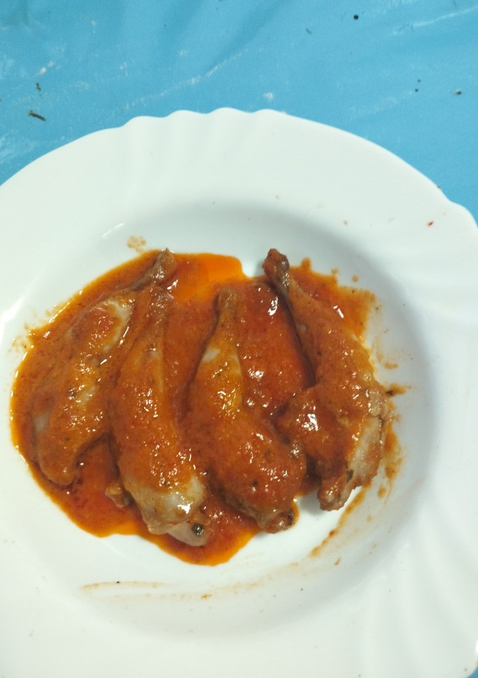 Una foto de Muslitos de codorniz en salsa