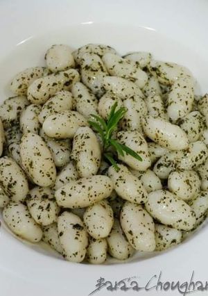 A picture of Maakaron.