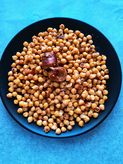 Una foto de Garbanzos fritos. "Cocina de aprovechamiento"