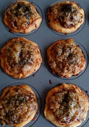A picture of Pizza Cup.