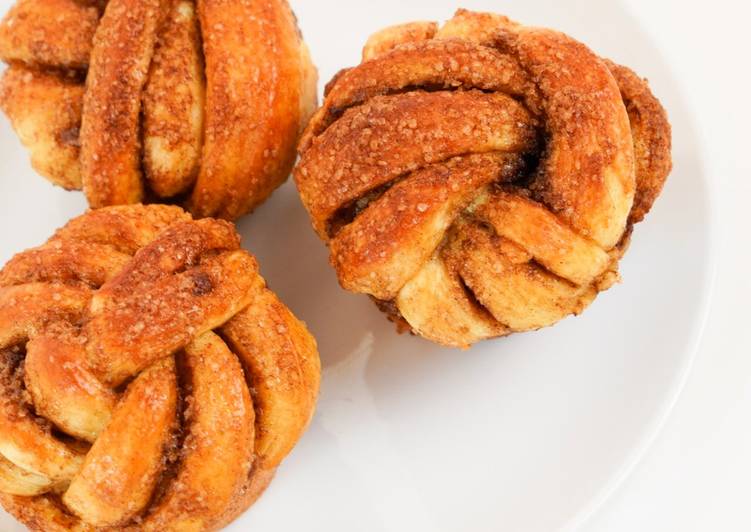 Simple Ways to Make Perfect Cinnamon Knots Bun