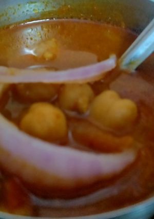 A picture of Punjabi chole.