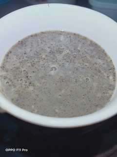 உளுந்தம் பால் (Uluntham paal recipe in tamil) செய்முறை முக்கிய புகைப்படம்