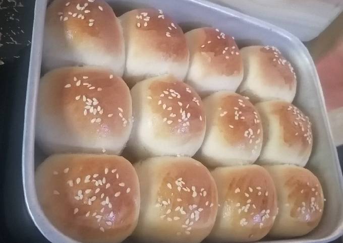 Step-by-Step Guide to Prepare Quick Dinner rolls