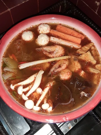 Cara Mudah Menyiapkan Resep Sup tomyam simple yang Enak Banget Anti Ribet, Menggugah Selera