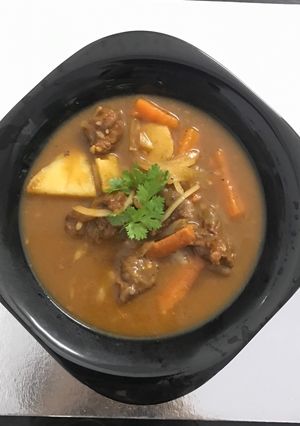 Hình của món Lagu Bắp Bò nấu bằng nồi đa năng.