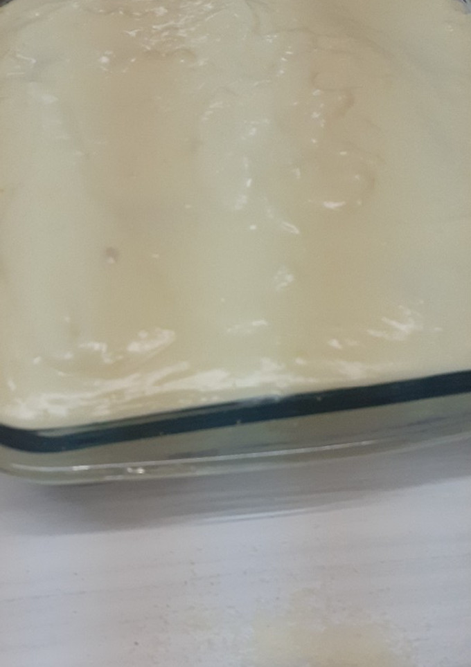 Una foto de Postre de crema pastelera y vainillas apto bebes