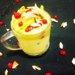 A picture of Fruit Custard.